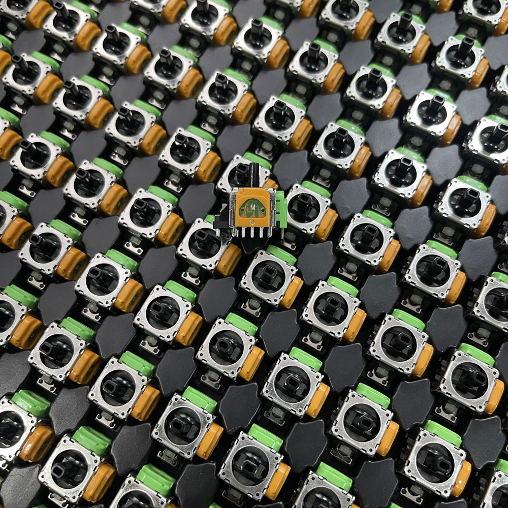 50/100pcs New Favor TMR Angle  - Gaming Accessories Xbox One review and price